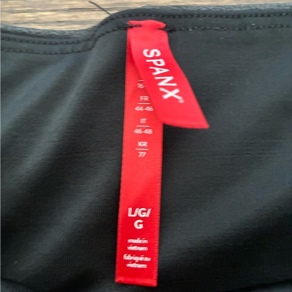 Spanx NWT Leggings Black Faux Leather 🖤 - Picture 9 of 13